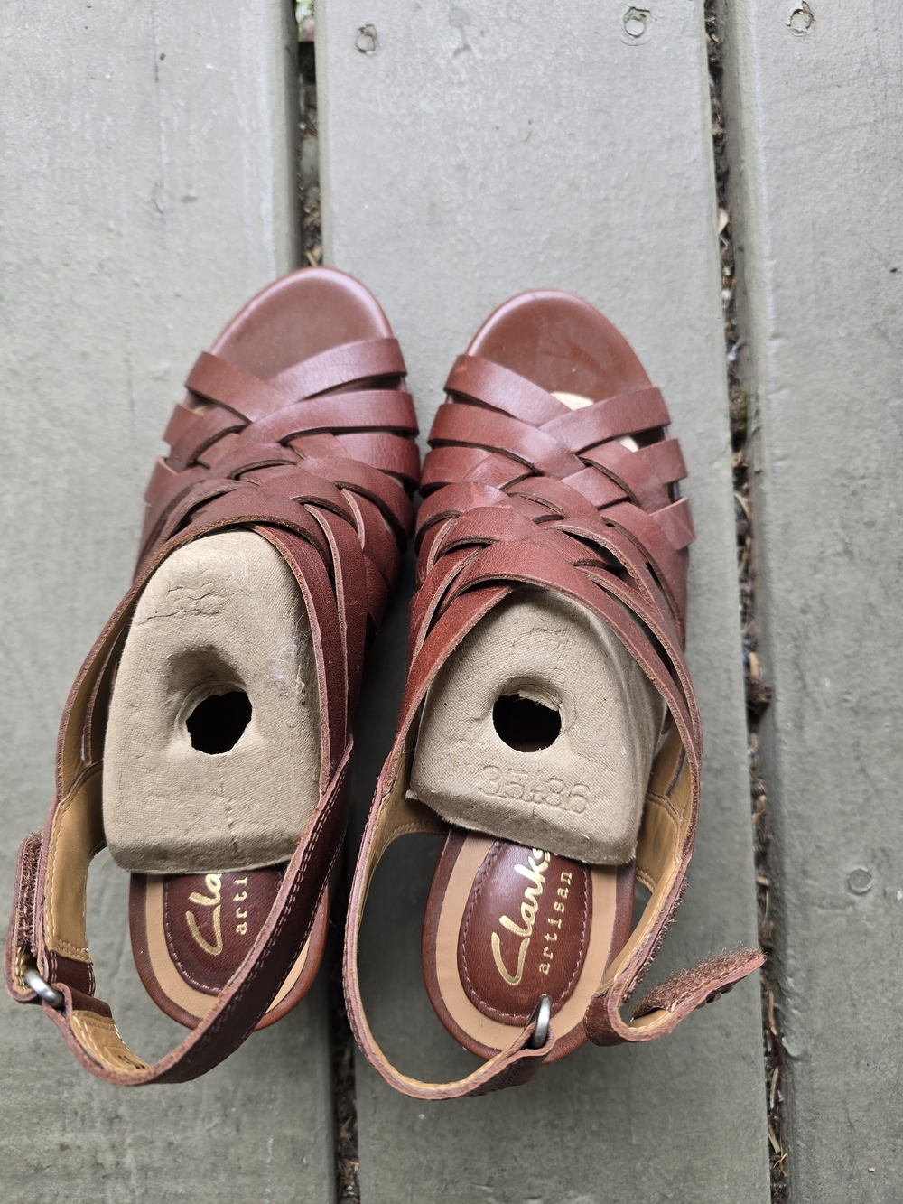 Clarks Women’s Brown Leather Woven Sandals
